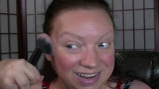 An Easy Summer Look - Mostly Avon