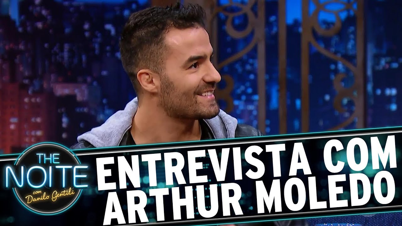Entrevista com Arthur Moledo - Mamãefalei | The Noite (13/06/17)