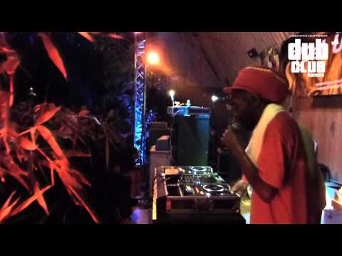 Nantes Dub Club #5 - Iration Steppas ▶ The H.U.S All Stars "Peace Horns" [Descendant Music] ⑥
