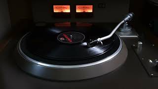 Download lagu EKDIN PAKHI URE JABE/KISHORE KUMAR/LYRIC: MUKUL DUTT/TUNE:  RAHUL DEV BURMAN/(P)1969/EMI/HMV mp3