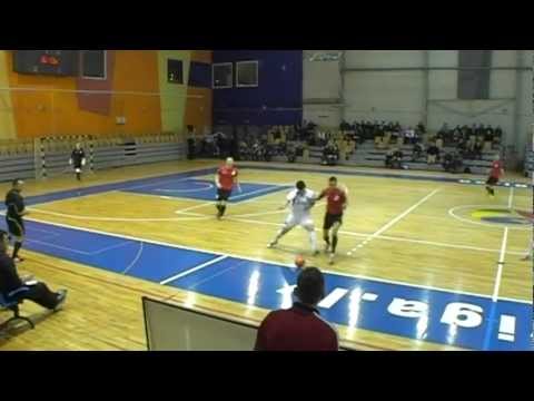 23.02.2012. Telpu futbols: SK MONARHS - ISMA 5:1