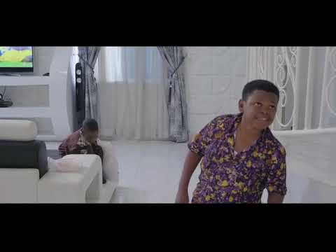 BABY SITTER TRAILER