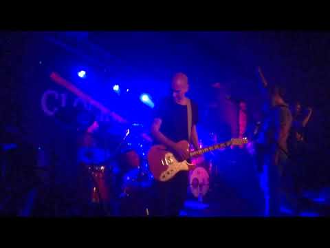 CLoCKWoRK meetz KaToRTZ: Live,  Die Die My Darling (Misfits Cover), Musikbunker Aachen 27.10 .2018