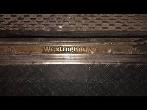 Gated Westinghouse Elevator @ 444 St James - Chicago, IL.