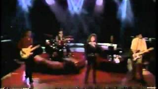 Laura Branigan - It's Beginning To Look A Lot Like Christmas - Santa Clause Is Coming To Town.flv