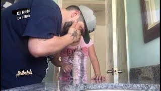 ¡La Mole le hace una broma a su hija!