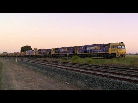 Pacific National MP2 Steel & Container Train - PoathTV Australian Railways