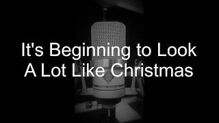 It's beginning to look alot like Christmas voice only in the crooner style of the 1940's