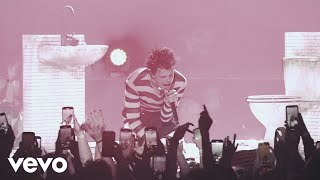 YUNGBLUD - California (Live From Wembley)