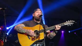 Zac Brown &amp; Gaelic Storm - "Quiet Your Mind"