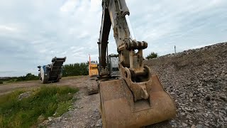 Get Up Close and Personal with the Volvo EC220EL Excavator: A 4K Walkaround