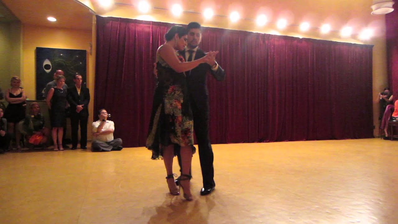 Sebastian Jimenez & Maria Ines Bogado, "Nido Gaucho", El Abrazo, 1/3