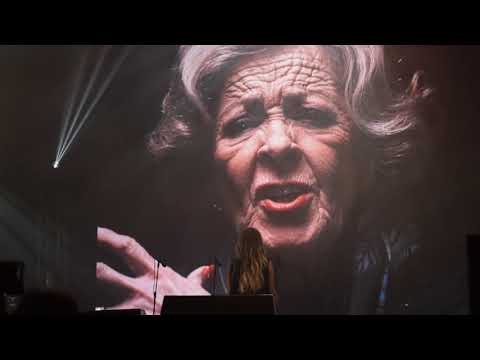 Aurea @ 25 de Abril Seixal - "No teu poema- Simone de Oliveira"