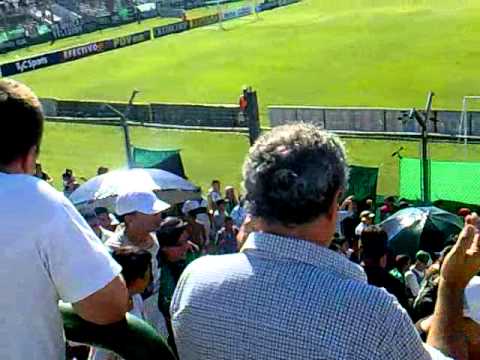 "Nueva Chicago vs Italiano - entrada de la barra !" Barra: Los Pibes de Chicago &bull; Club: Nueva Chicago