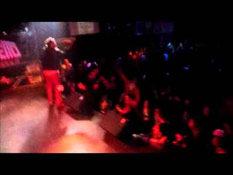 Dj Dima feat. Bargeman selecta @ Sottotetto prima del live di Vinnie Paz