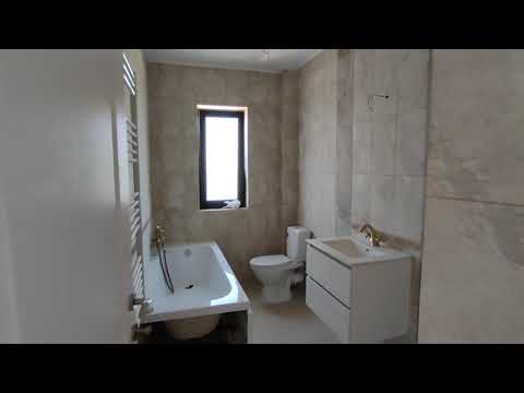 APARTAMENT 2 CAMERE, DECOMANDAT, IASI, LUNCA CETATUII, SPATIOS, BAIE CU GEAM, PRET 46.000 EURO