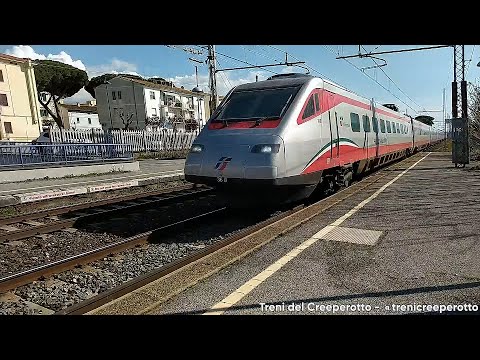 Treno Frecciabianca 8620 con ETR485.36 Frecciargento in transito a Castagneto Carducci (04/04/2022)