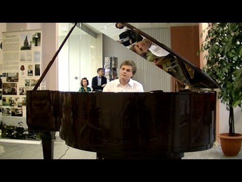 Grieg - March of the Trolls - Mikhail Dubov (St. Petersburg, 2014)