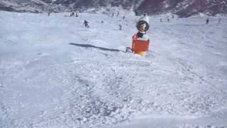 preview picture of video 'A days skiing at Soelden - Failing the Big 3 Challenge'