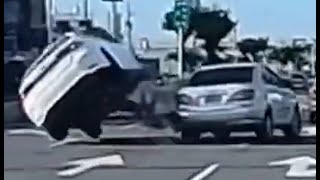 【車禍影片】突然想翻個筋斗（2023.08.09 台中市梧棲區中華路二段