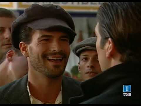 Amar En Tiempos Revueltos 1x01