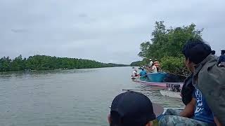 preview picture of video 'Balap ketinting babulu laut mesin 6.5 pk kalahkan mesin 13  dan 16 pk'