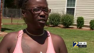 Dozens of bats invade apartment building