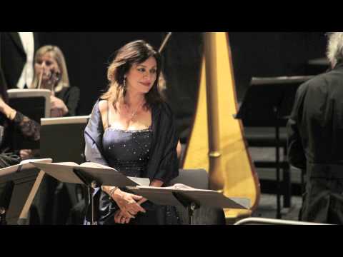 Daniela Dessì: "Di quai soavi lagrime... Perchè di stolto giubilo" - Poliuto (Donizetti)