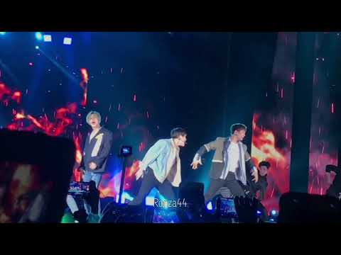 [FANCAM] SMTOWN in DUBAI 180406 - SHINee [Replay + Sherlock + Everybody + Ment]