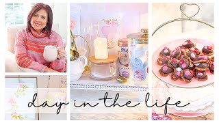 Day In The Life: 🤍 sweet treats, the cutest DIY'S, 💕pink Valentine's coffee/tea station 🫖