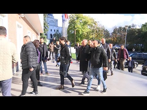 Deklarohen 88 delegatët pro Berishës në njësinë 4 dhe 11 në Tiranë: Nuk jemi kukulla!