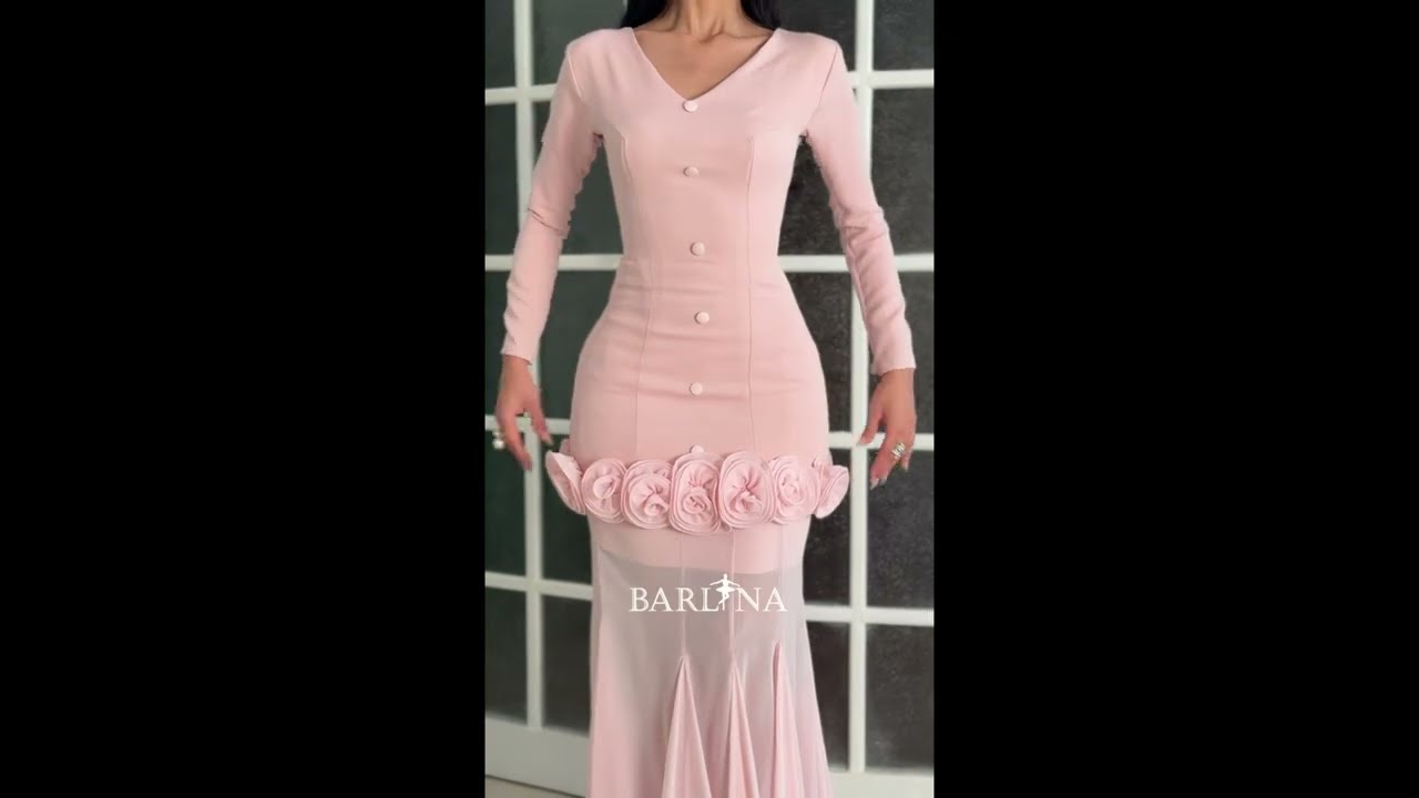 طقم وردي بقصة ناعمة مع ازرار امامية  - XL
