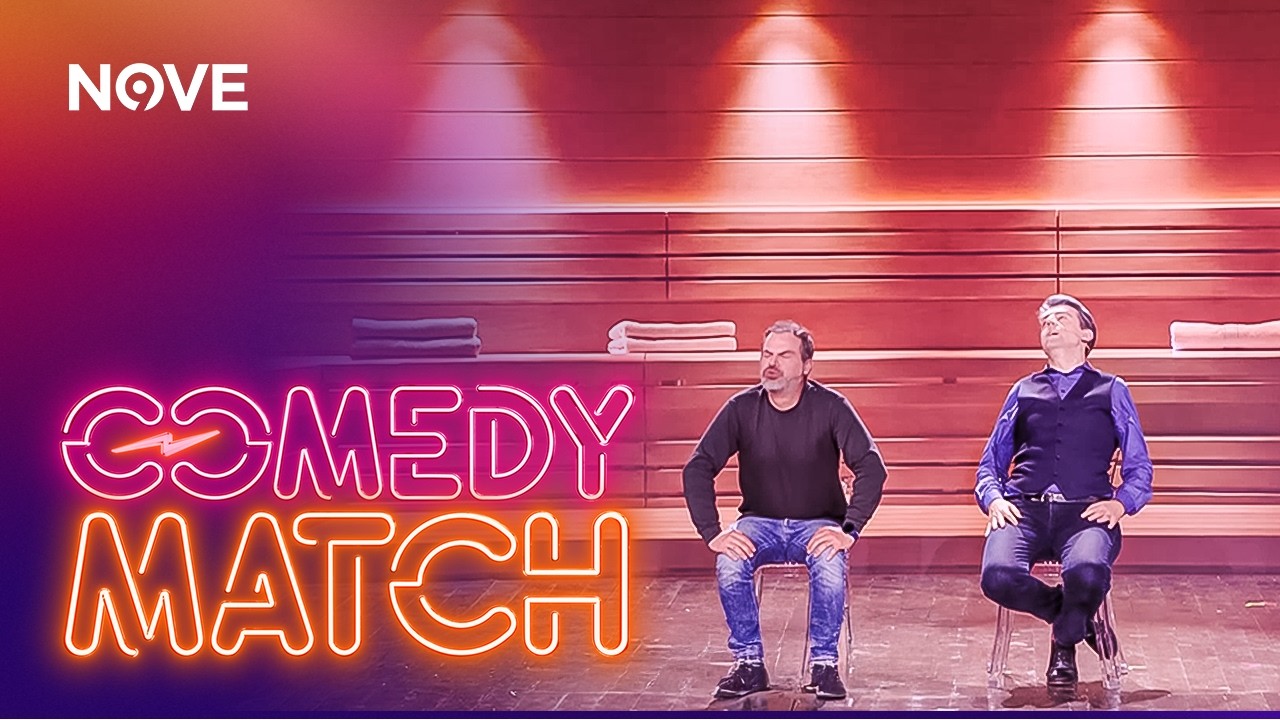 Deve confessargli un segreto... ma non ci riesce mai 😂 | Comedy Match