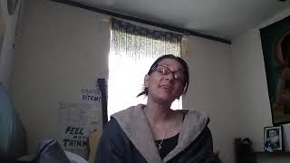 Brief bus stop. Ani D, sing along.