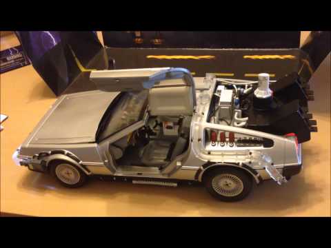 Unboxing Coche Regreso al Futuro II