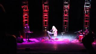 JUANA MOLINA - UN DÍA