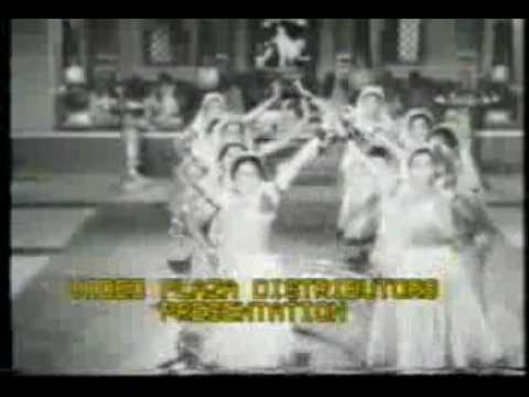 download lagu mp3 mp4 Aaj Anandi Anand Jhala, download lagu Aaj Anandi Anand Jhala gratis, unduh video klip Aaj Anandi Anand Jhala