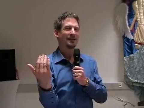 Warum Gott und Menschen dienen?