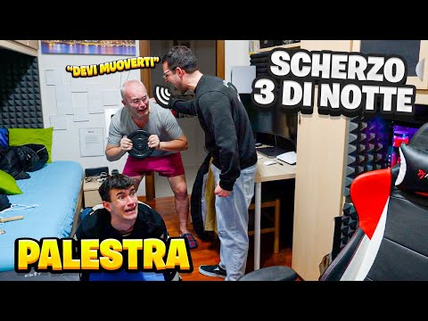 SCHERZO PALESTRA con URLA alle 3 DI NOTTE in CASA a MIO PAPÀ! *LEGGENDARIO*