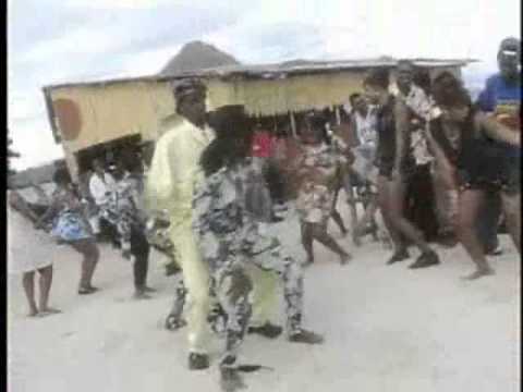 Videoclip de Old Dog — Beenie Man