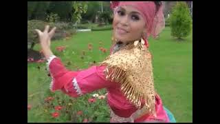 Download lagu Dendang Minang Lepai Feat Rika Sumalia - Samo Sanasib (  Musik video) mp3