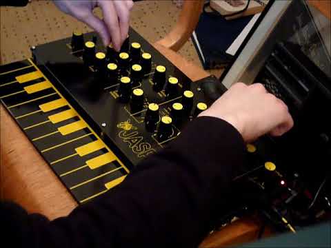 2000s Jasper EDP Wasp Clone Rare Portable Synthesizer Pink Floyd image 8