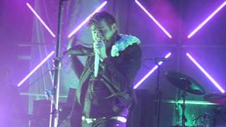 Kids in Glass Houses - Hunt the Haunted live