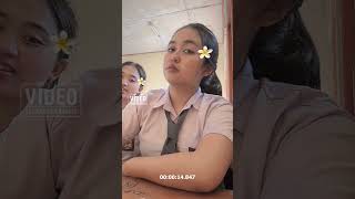 Download lagu Chilling in Class with Besties Before School Lets Out mp3