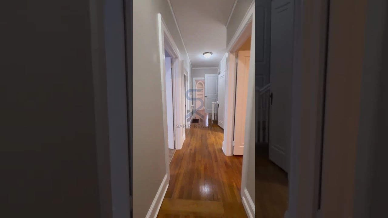 Video Tour Thumbnail