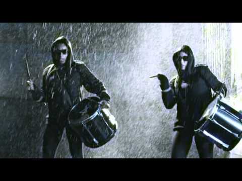 Tinchy Stryder- Let It Rain (feat. Melanie Fiona) (Official Video)