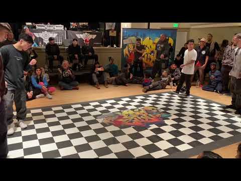 Stray Wizards Vs Massive Monkees