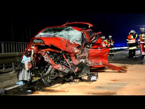 151223 24-Jähriger stirbt bei Geisterfahrerunfall