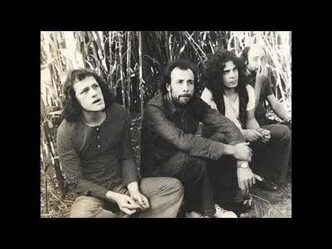 Brumas En La Bruma - Aquelarre