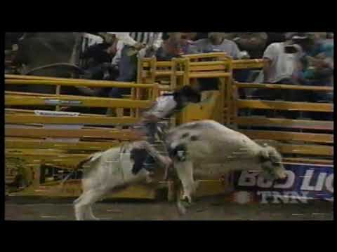 Panhandle Slim bucks Reed Corder - 97 PBR Reno